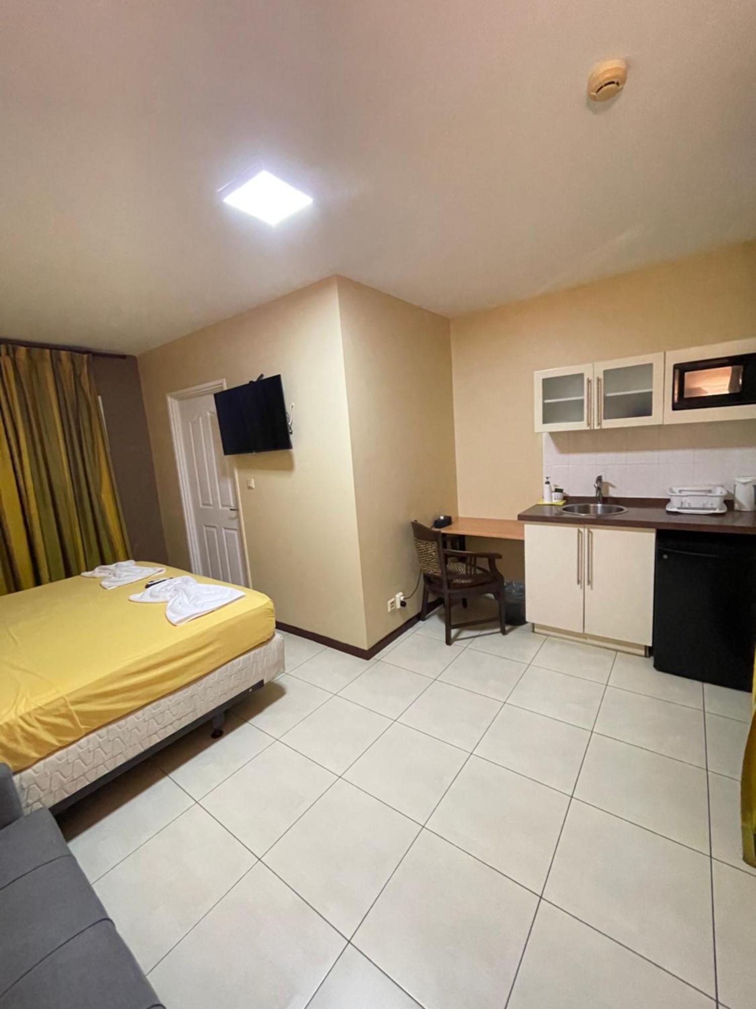 101 Suites Paramaribo Eksteriør billede
